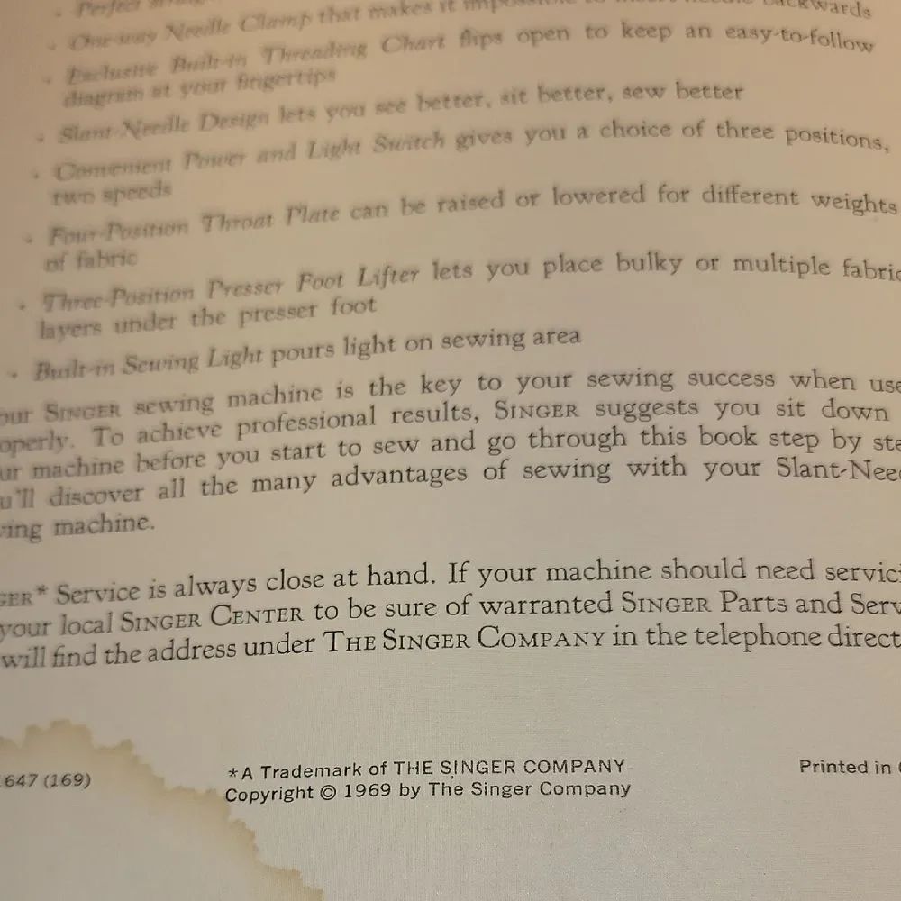 Singer Sewing Machine Instruction Manual - Picture 3 of 5